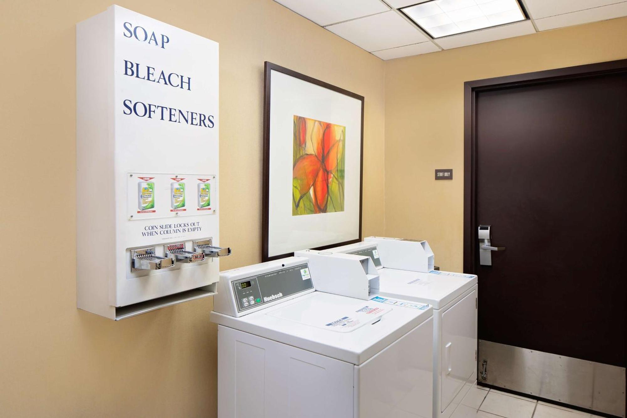 Hyatt Place Ontario/Rancho Cucamonga Zewnętrze zdjęcie